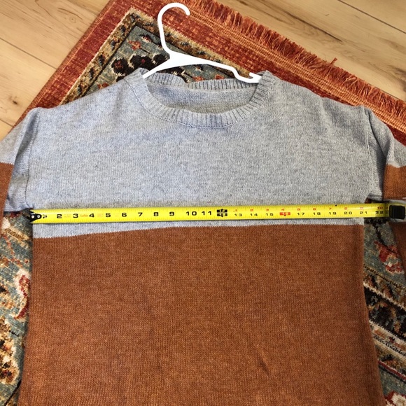 Colorblock sweater - Picture 3 of 9